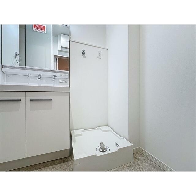 洗濯機は洗面台の隣に置けます