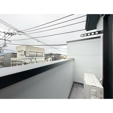 洗濯物の外干しもできます