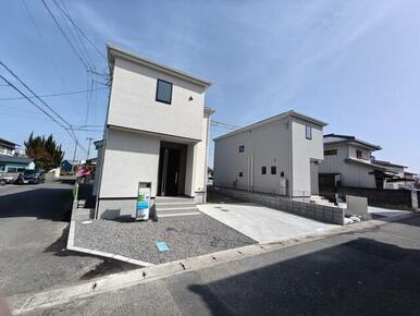 ①号棟 ２方向道路に面した角地