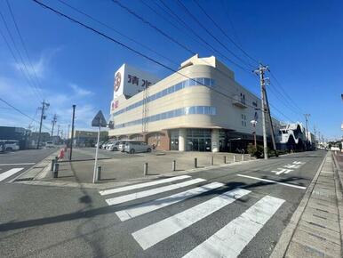 カネスエ小牧清水屋店