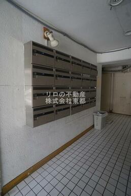 お部屋に直接投函されない集合ポストあります！