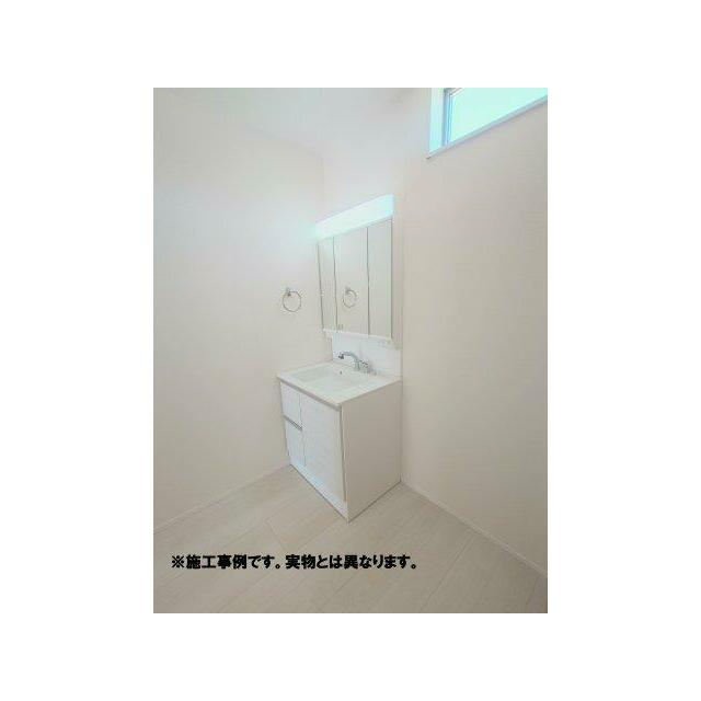 完成予想図 同居人が入浴中でも洗面台を使えるため、生活動線がスムーズになります(^^♪