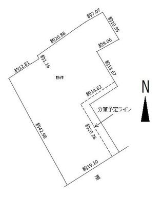 区画図　敷地の奥が広い土地です。