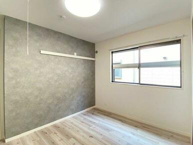 各室ＬＥＤ照明付き♪雨天・曇天時だけでなく花粉対策や防犯上、人目を避けたい洗濯物の室内干しに役立つ…