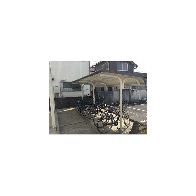 屋根付き駐輪場