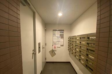 ダイヤル式ポストのため、郵便物を安心して受け取れます。