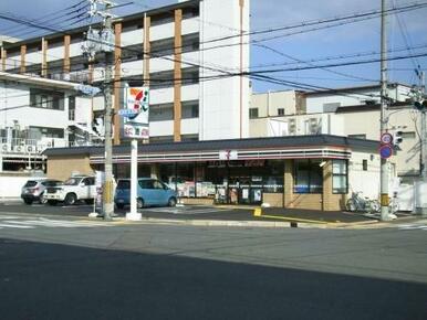 セブンイレブン西小路花屋町店