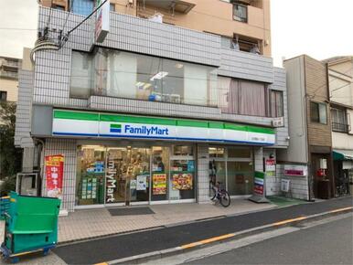 ファミリーマート　北区豊島八丁目店