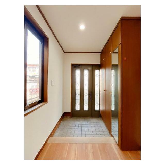 「玄関」クリーニング済です。