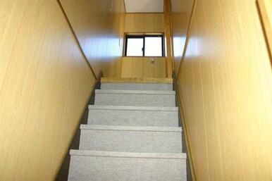 ２Ｆへ階段