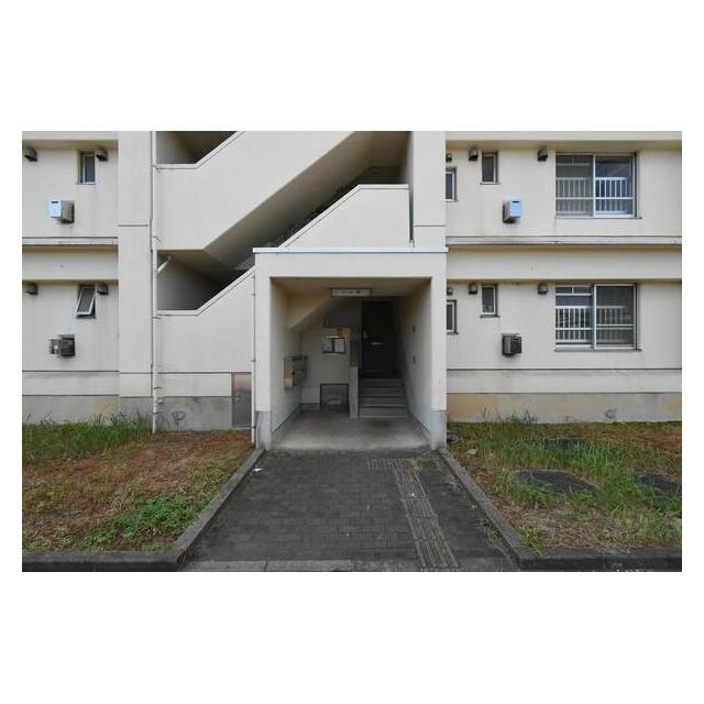 apartment 米山南町