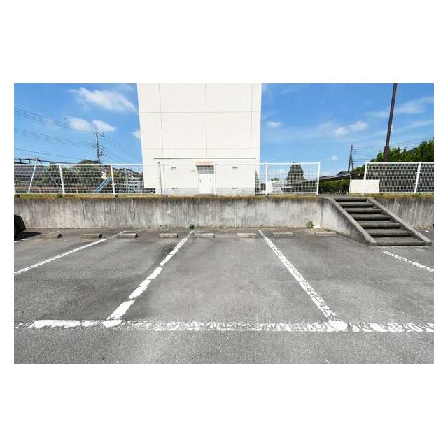 apartment 米山南町