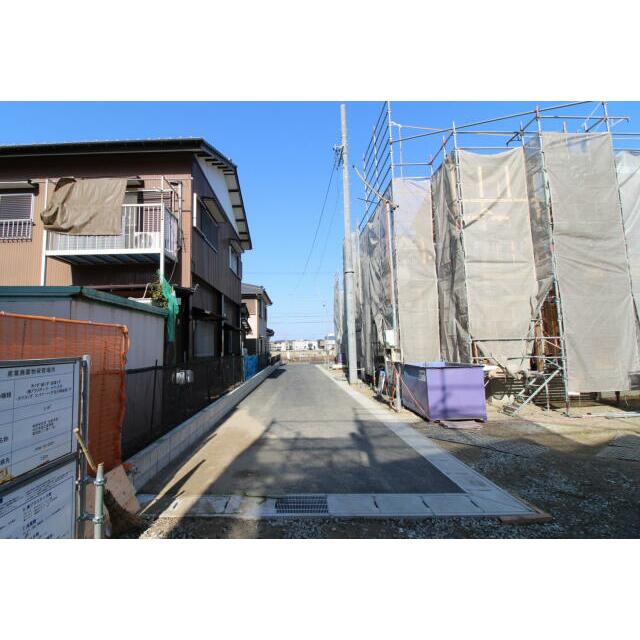 1月18日撮影 西側開発道路（南→北）