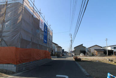 1月18日撮影 北側道路（東→西）