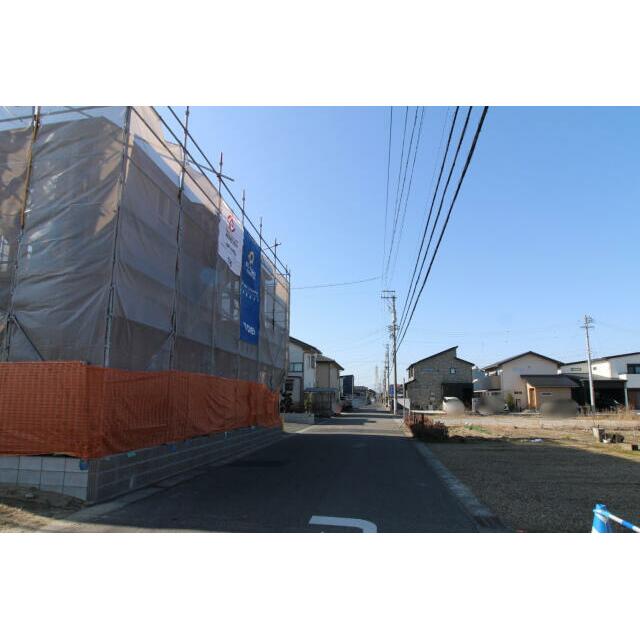 1月18日撮影 北側道路（東→西）