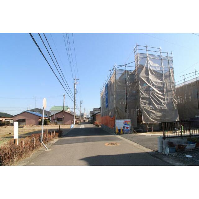 1月18日撮影 北側道路（西→東）