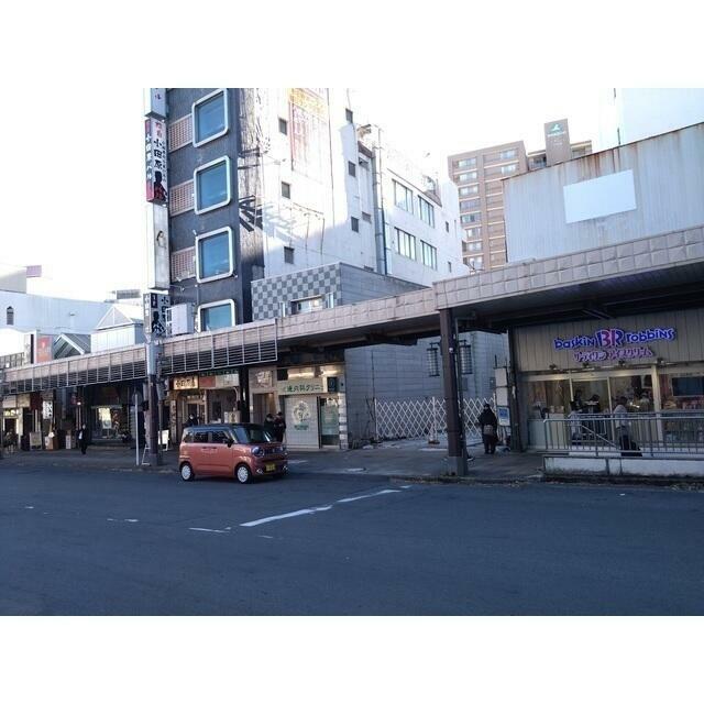 店舗前中央通り