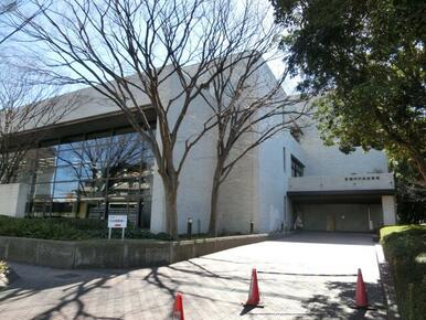 豊橋市中央図書館