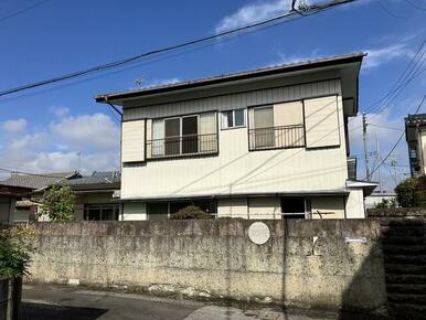 日を重ねるごとにこの佇まいに愛着が湧いてきそう