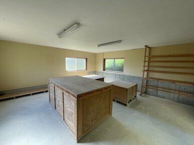 付属建物内装