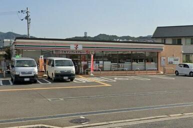 セブンイレブン阪南自然田店