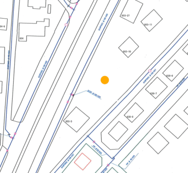 上水：隣接分譲地側から引き込み済