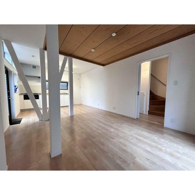 開放感のあるリビング　リフォーム歴があるので、お部屋とてもきれいです♪