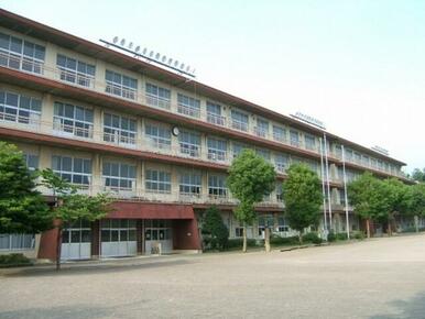 三島市立向山小学校