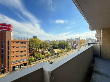 バルコニーからの眺望です！風通しも良いです♪