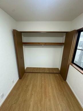 洋室クローゼット