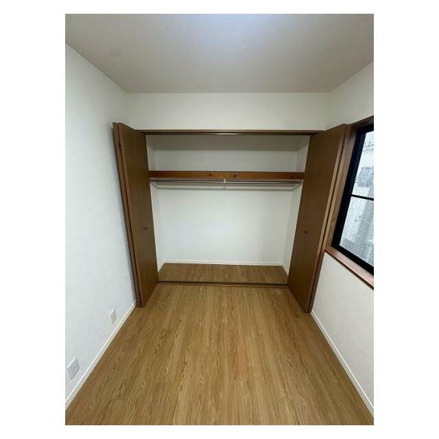 洋室クローゼット