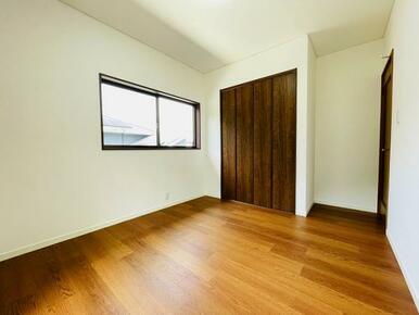 ２階南西洋室　３