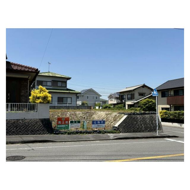 角地で日当たり良好