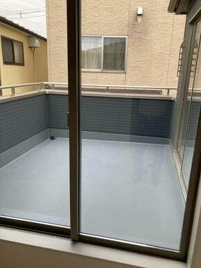 自宅で気分のスイッチを切り替えるならバルコニーがおすすめ！（3号棟）