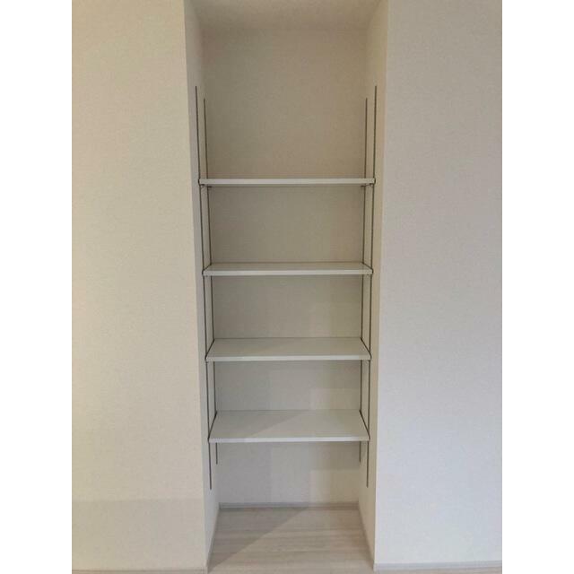 便利グッズや収納アイテムを駆使してテトリス感覚で整理整頓を楽しんでみては？（3号棟）