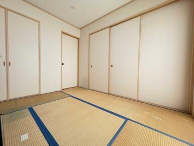 一部屋あるとうれしい和室。客間、晩酌、家族団らんなど色々使えますね。
