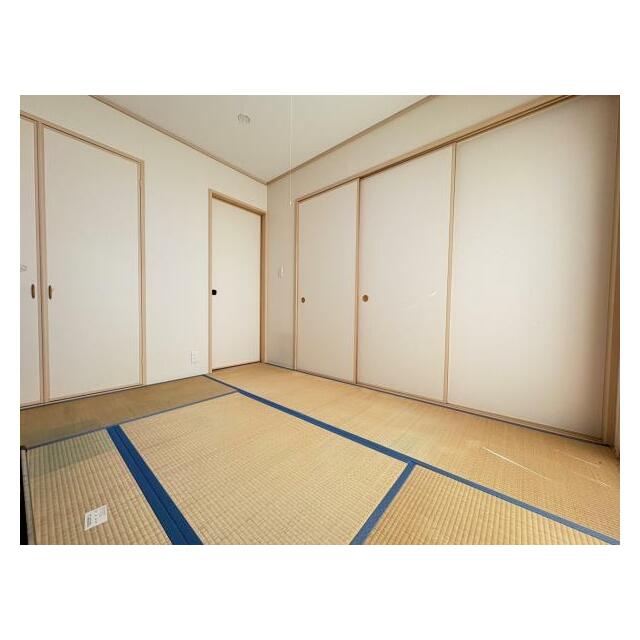 一部屋あるとうれしい和室。客間、晩酌、家族団らんなど色々使えますね。
