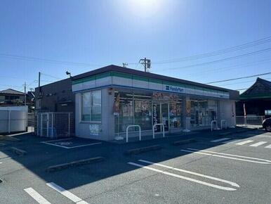 ファミリーマート松阪射和町店