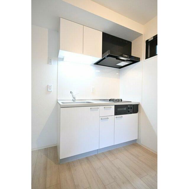 システムキッチン（2口ガスコンロ・グリル付）