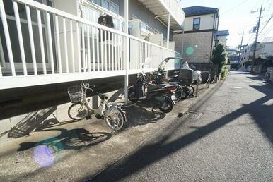 駐輪場、バイク置き場あり