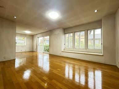 「LDK約23.6帖」別アングル(2)