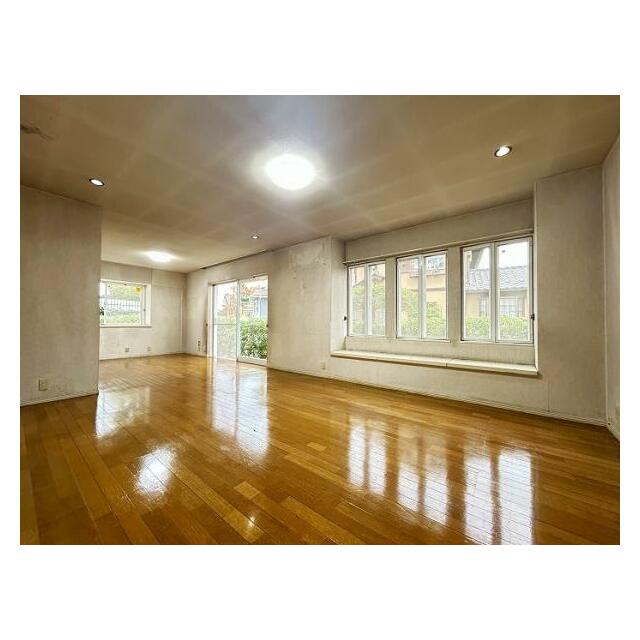 「LDK約23.6帖」別アングル(2)