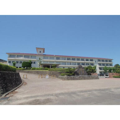 嬉野市立嬉野中学校
