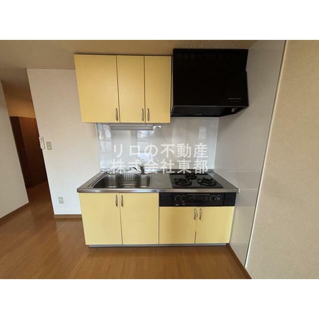 上下に収納あり！使い勝手の良いキッチンです！！