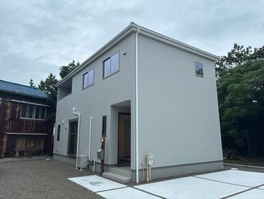 未来への一歩がここから（2号棟）
