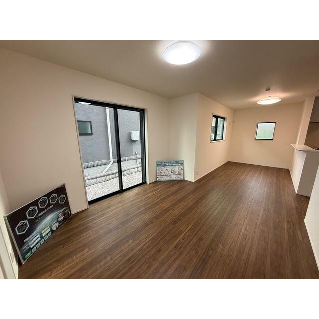 リビングとは別に静かな時間を楽しめる部屋（1号棟）