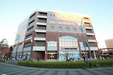 横浜ワールドポーターズ