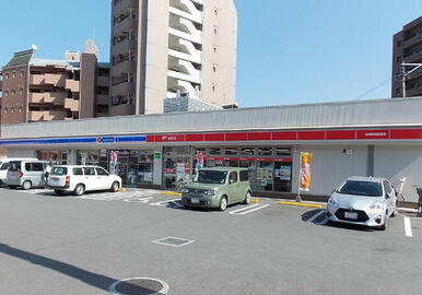 ローソンＪＰローソン福岡野間郵便局店