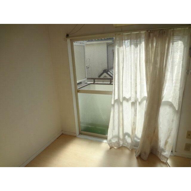 他のお部屋の参考写真となります。