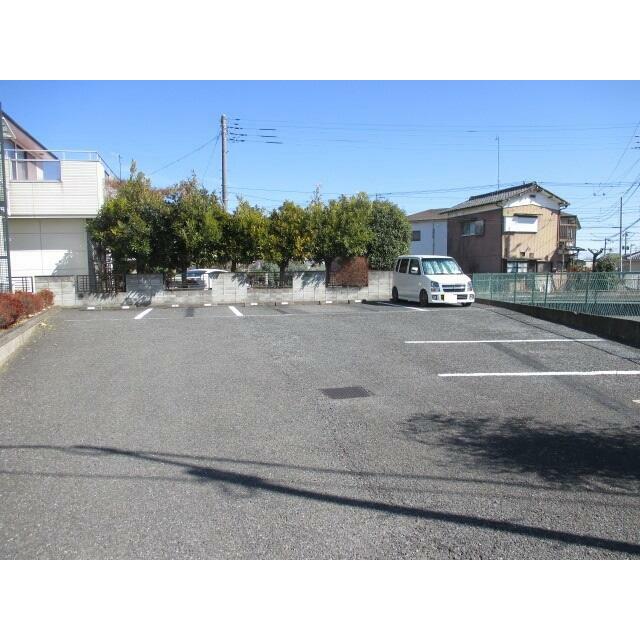 敷地内駐車場　空アリ